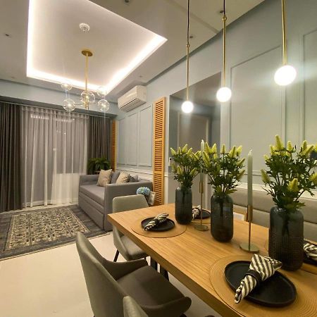 The Florence At Mckinley Hill Taguig Extérieur photo