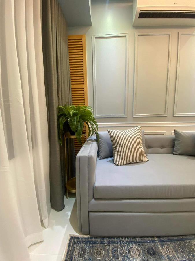 The Florence At Mckinley Hill Taguig Extérieur photo