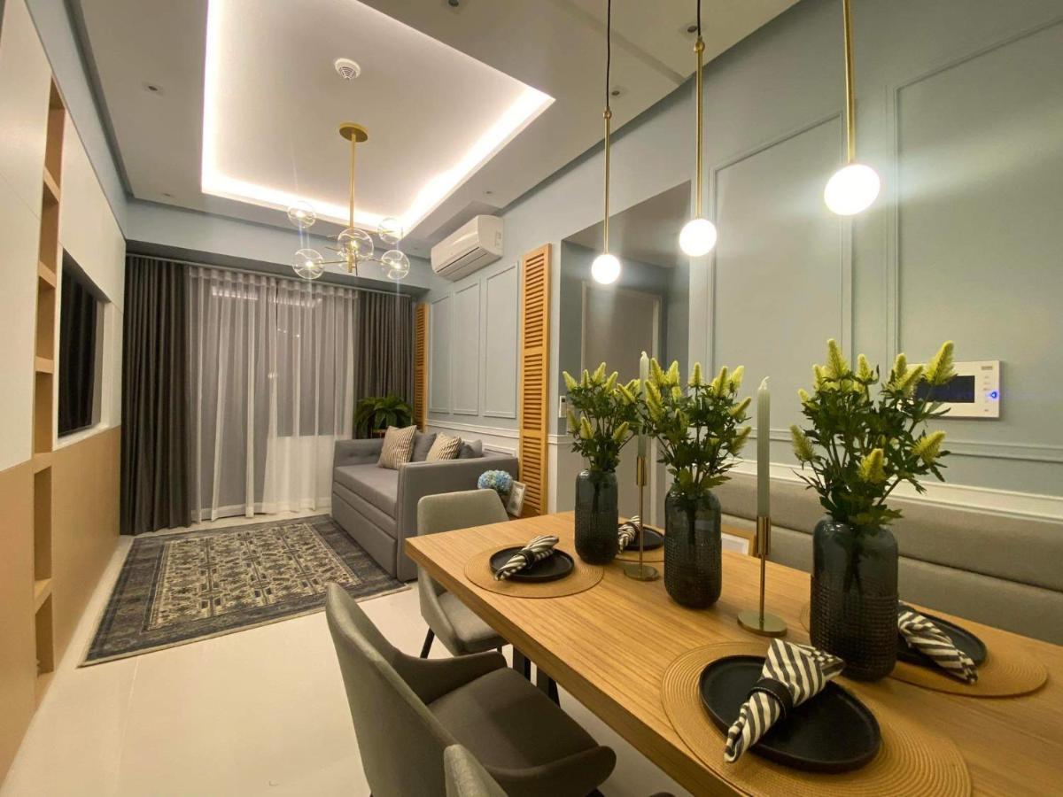 The Florence At Mckinley Hill Taguig Extérieur photo