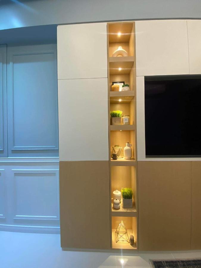 The Florence At Mckinley Hill Taguig Extérieur photo