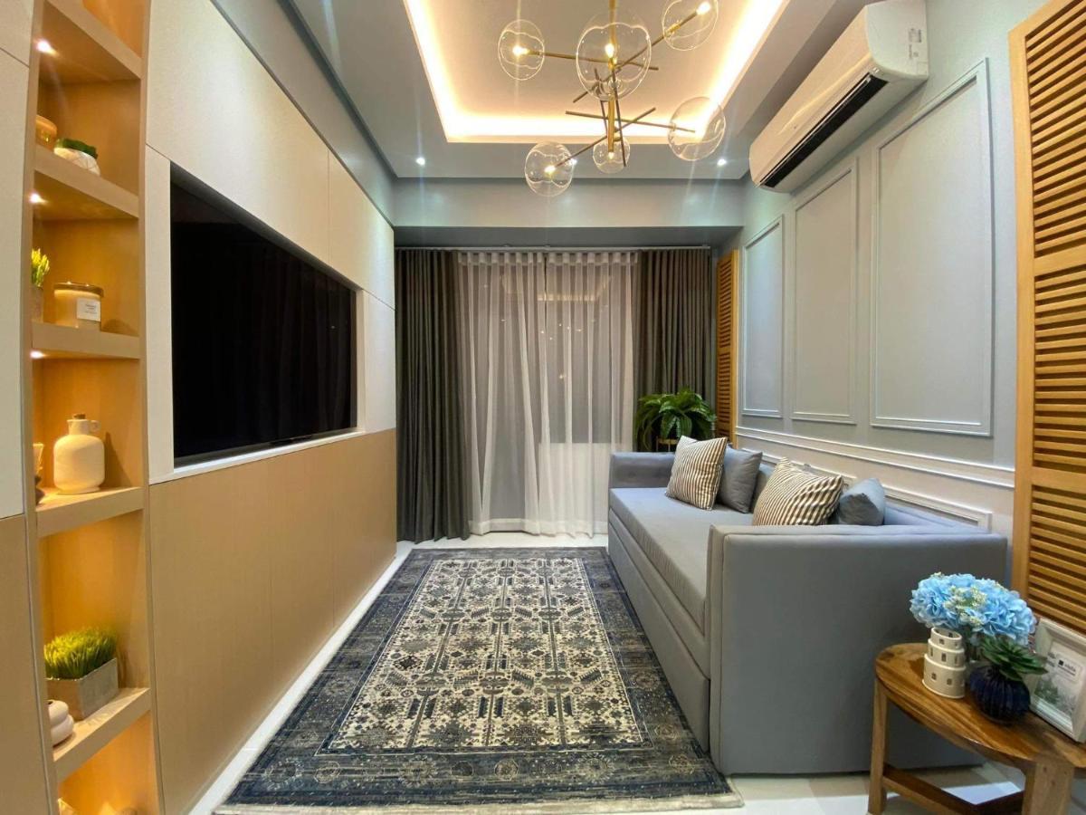 The Florence At Mckinley Hill Taguig Extérieur photo