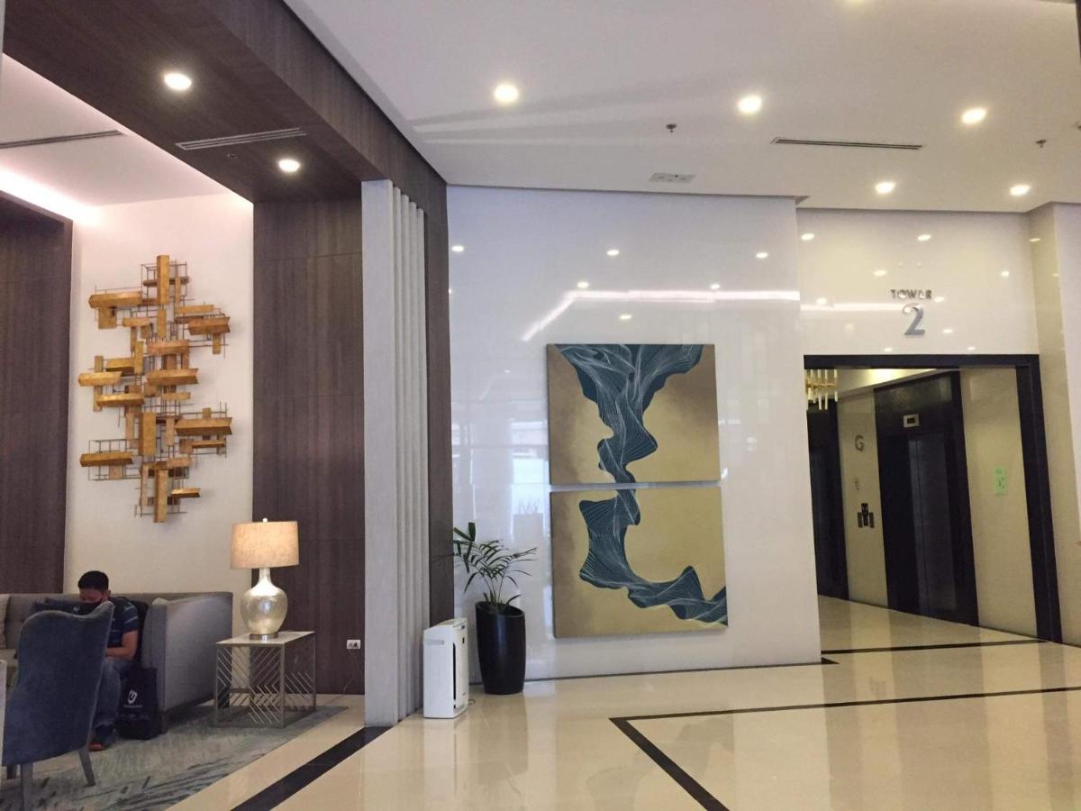 The Florence At Mckinley Hill Taguig Extérieur photo